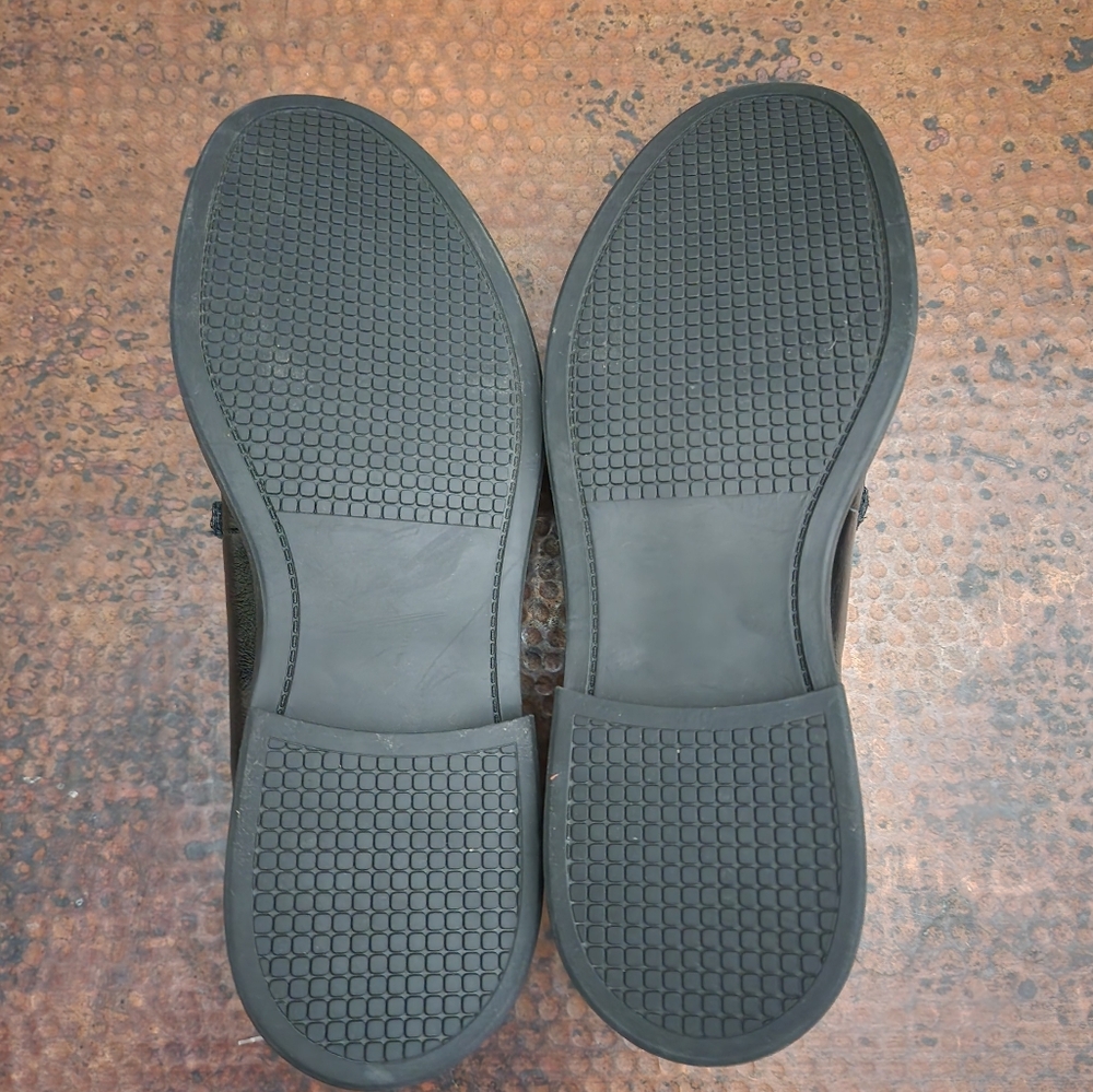 Steve Madden Black Leather Chain-Trim Loafers - Picture 16 of 16